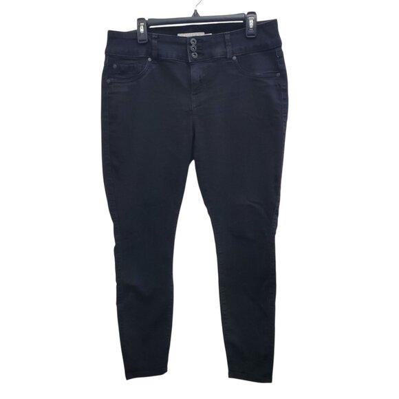 Torrid Woman's Solid Black Denim High Waisted Stretch Jegging Jeans Plus Sz 14R - Picture 1 of 7